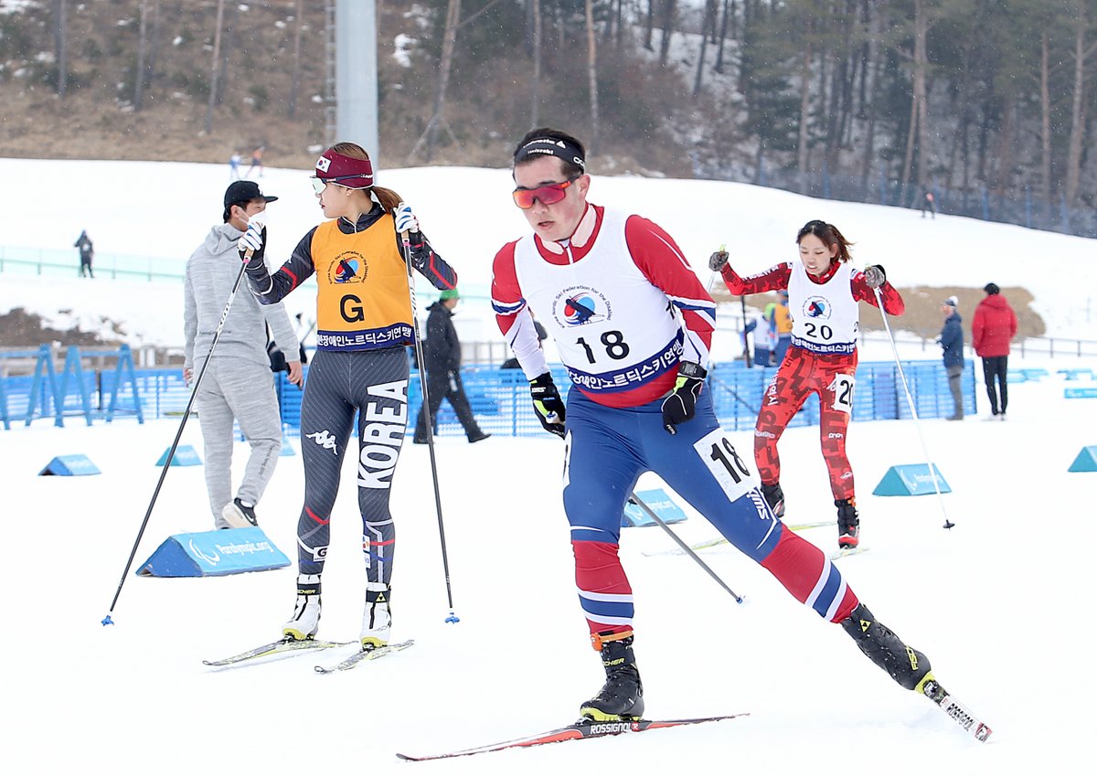 kosadpr's tweet image. 바이애슬론 스프린트 4.5Km SITTING 금메달
남자부 - 신의현 선수 / 여자부 - 서보라미 선수

바이애슬론 스프린트 4.5Km STANDING 금메달
남자부 - 권상현 선수

▶ 장애인체육의 모든 것 대한장애인체육회 Korea Paralympic Committee

#대한장애인체육회 #전국장애인동계체육대회 #바이애슬론