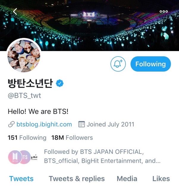 The chaos dust settled...And we got this stunning  @BTS_twt layout update ARMY + BTS = the superior layout. Don’t fight me, I’m right.