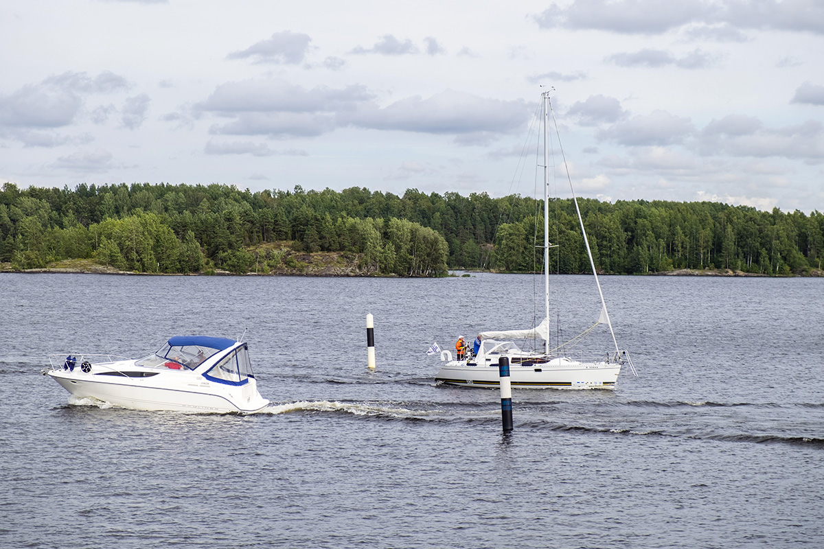Veneilyturvallisuus vaatii kohennusta – vinkit turvalliseen veneilyyn traficom.fi/fi/ajankohtais… #veneily #vene #venemessut #venebåt2020 <a href="/TraficomFinland/">Liikenne- ja viestintävirasto Traficom</a>