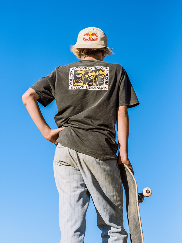 REGULATOR_WEB's tweet photo. VOLCOMスケートチームライダーである“CJ COLLINS”をフィーチャーした“LIBERATION CONT.’D” COLLECTION。彼のフェイバリット・アーカイブをインプットした、彼自身初となるシグネチャーコレクションをリリース! https://t.co/k16paqB0ZZ #regweb #ボルコム #volcom #volcomskate #スケートボード https://t.co/EHn0ldIsxr