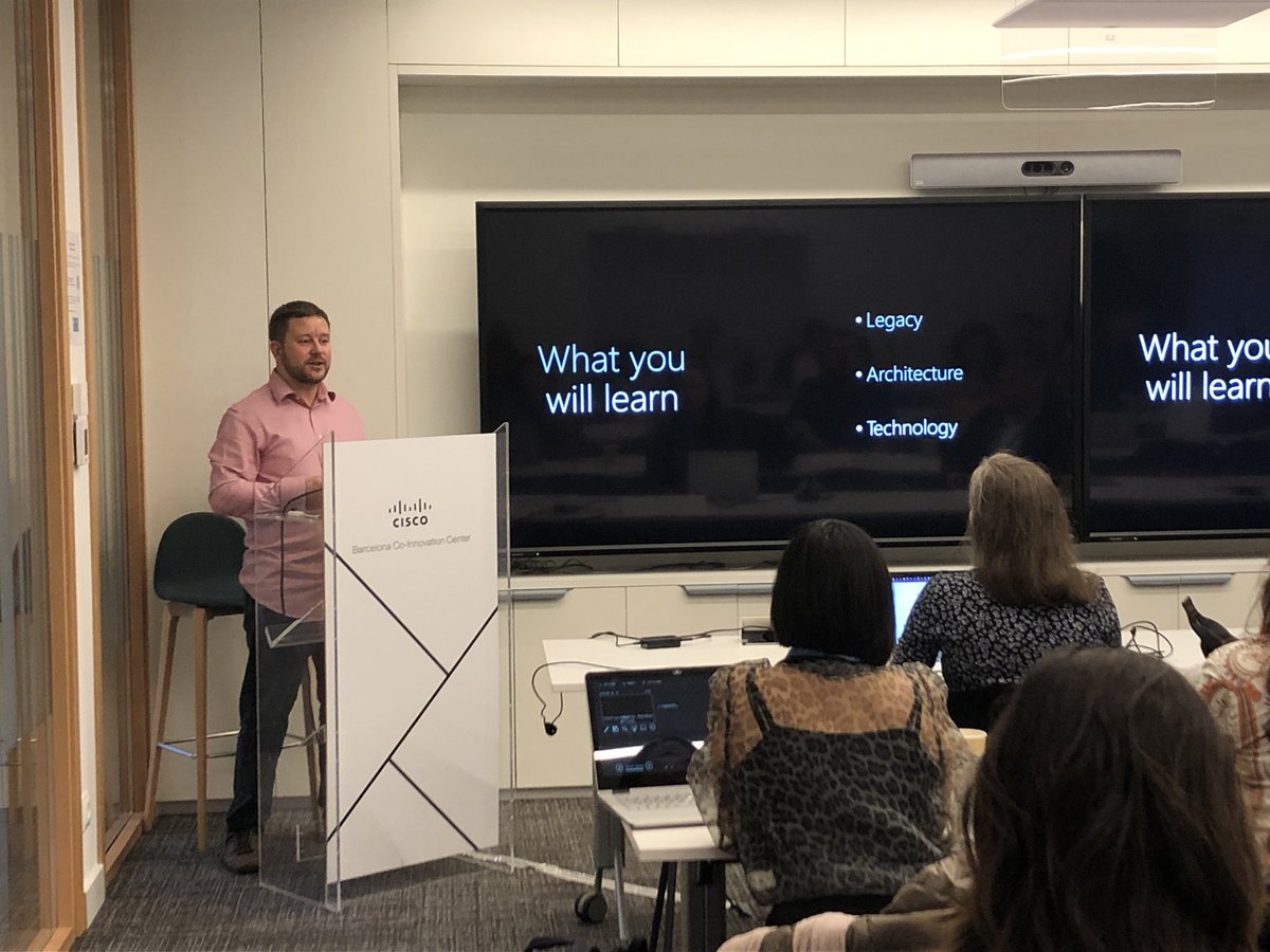 PatPaladini's tweet image. @CiscoL10N talks about the architecture and the technology set up in a corporation to support #ContinuousLocalization @Wordbee @yukanakasone @ksavenkov @WomenInL10N @localizing @mjdearribadiaz @istvanlen