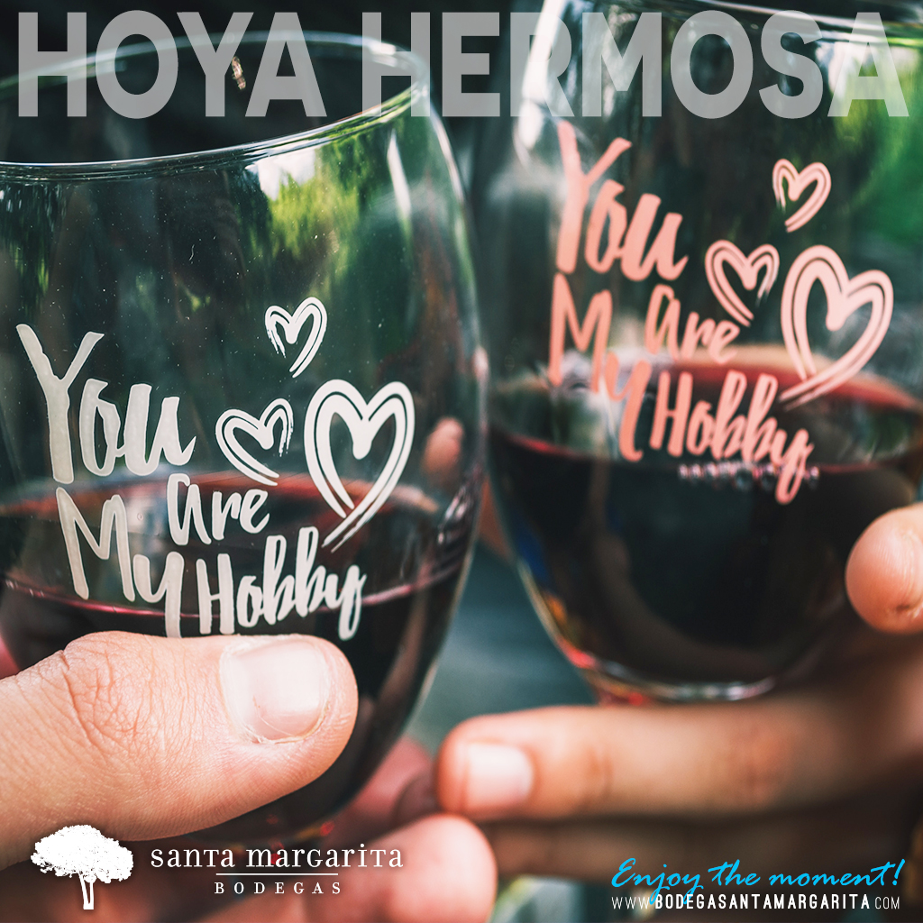 BodegasSantaMar's tweet photo. Díselo con vino! 🍷❤😉 #HoyaHermosa #SanValentin 
.
.
#SantaMargarita #Caudete #EnjoyTheMoment #vino #gourmet #foodie #enoturismo #instawine #instagood #design #designer #winelover #winebrand #brandlovers #winerist #wines #Winederlust #spanishwine #winemoments #welovewine https://t.co/4Byc1g9aE2