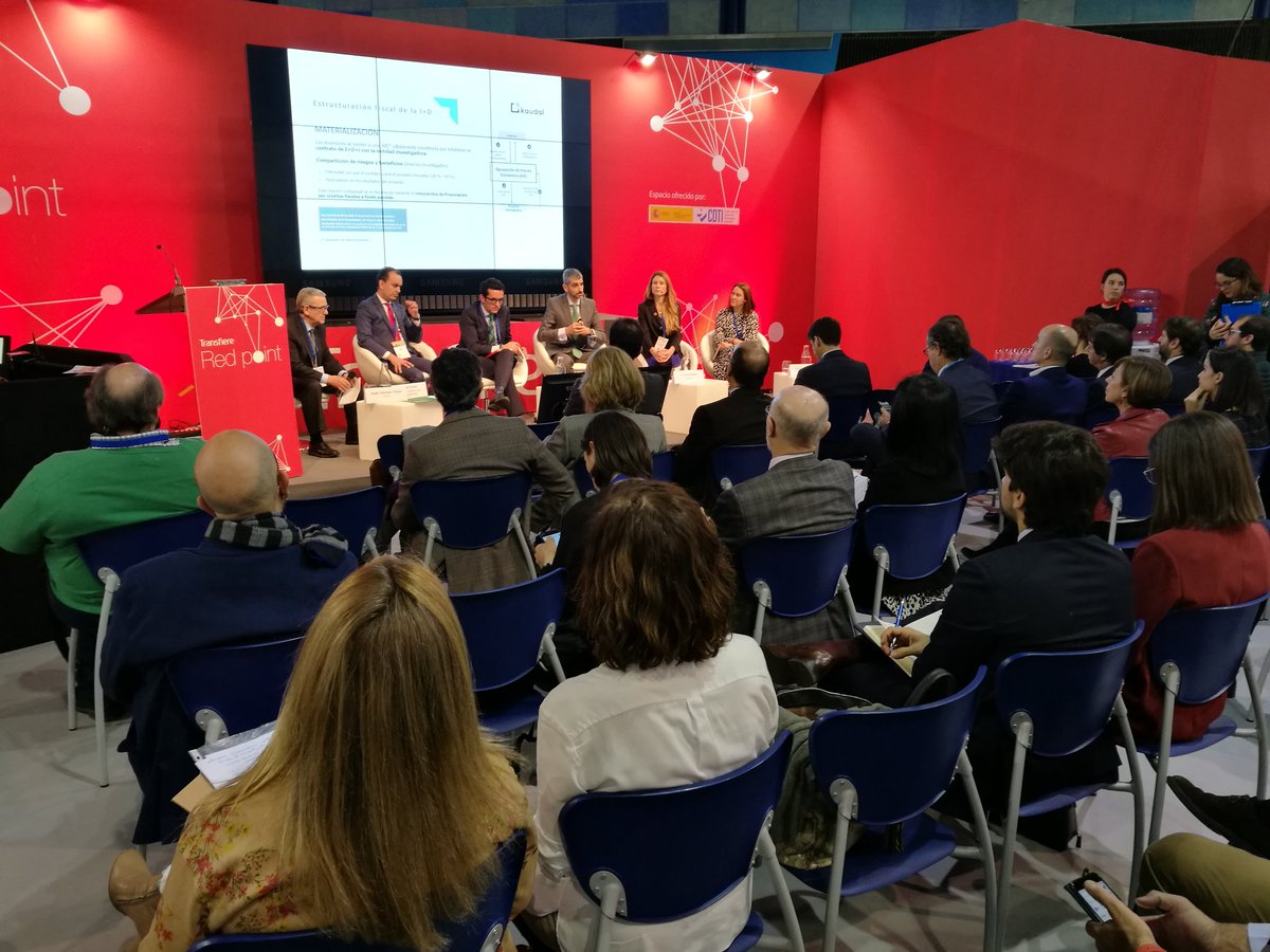 ForoTransfiere's tweet photo. Hablando sobre "Oportunidades de financiación y apoyo a la I+D+i" en la zona "Red Point" de #Transfiere2020 con @CDTIoficial, @EconomiaAnd, @kaudaltech, @ayming_es, @FundingBox e @IDEAJunta. https://t.co/AbWYWuzICE