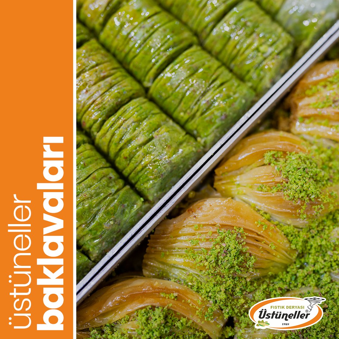 Sizin tercihiniz hangisi? Üstüneller Baklavaları Ankara'da her damak tadına hitap eden baklava bulunmaktadır.. Telefon numaramız: (0312) 285 63 01
.
.
.
#baklava #fıstıklıbaklava #cevizlibaklava #çölyak #glutensizbaklava #balgat #çankaya #ankara