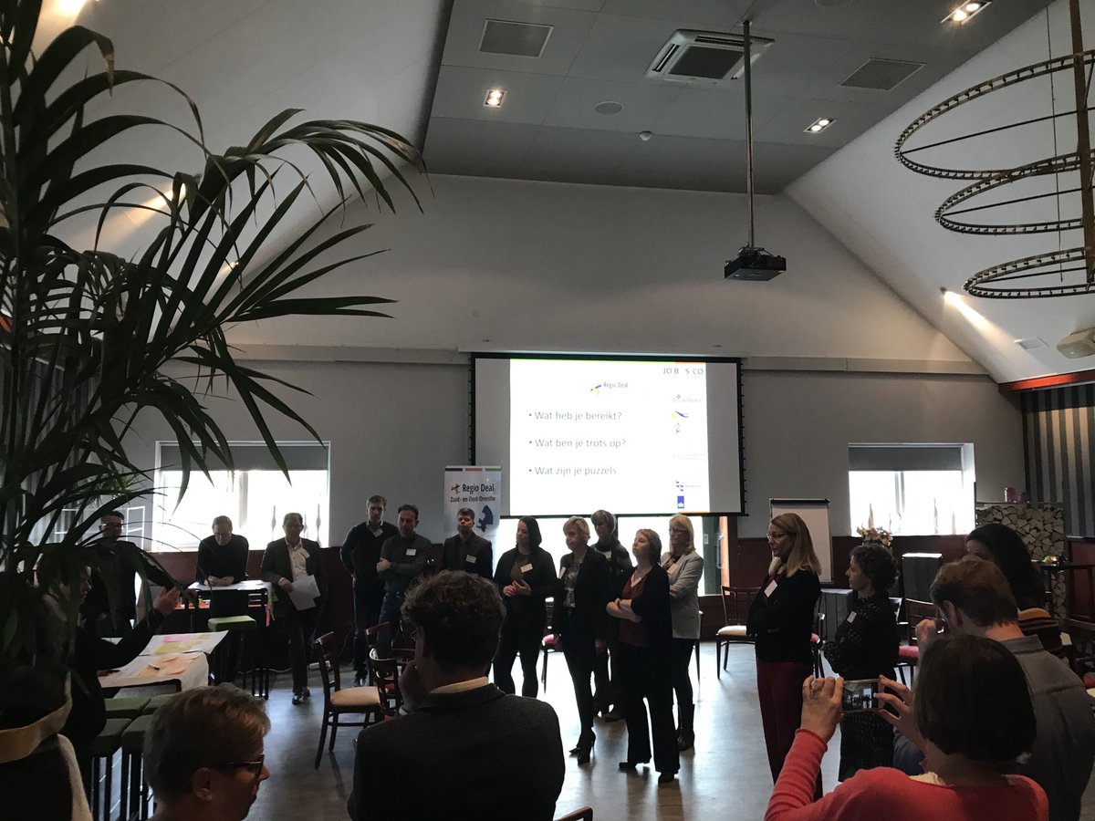 EddySchottert's tweet photo. #Regiodeal Zuidoost Drenthe overleg. Hoe verbeteren we de brede welvaart in de regio #dutchtechzone #coevorden https://t.co/EHPG9N8KCe