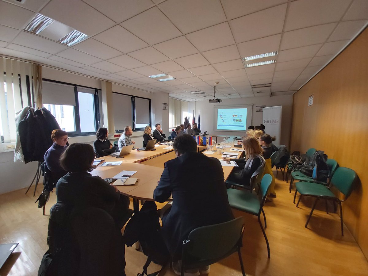 GETM3 (@getm3global) on Twitter photo Our team from <a href="/FDVLjubljana/">FDV</a> presenting our project and findings to the Ministy of Education in Ljubljana this week.
#H2020 #Horizon2020 Our team from <a href="/FDVLjubljana/">FDV</a> presenting our project and findings to the Ministy of Education in Ljubljana this week.
#H2020 #Horizon2020