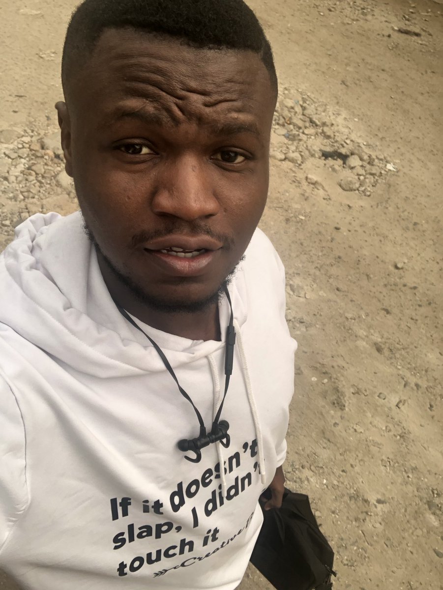 O_Gbemiro's tweet photo. The copy is on the shirt π€©. #CreativeBadassCrew https://t.co/dAx6UbYQNV