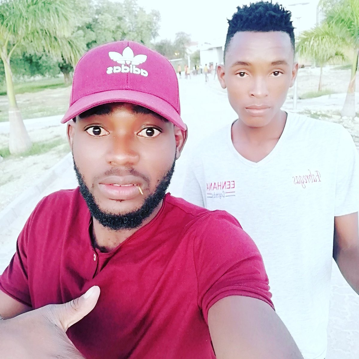 Robowsky's tweet image. 