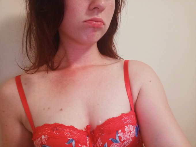 I love making a mess on myself 💦 https://t.co/Y9yPAP7vBs