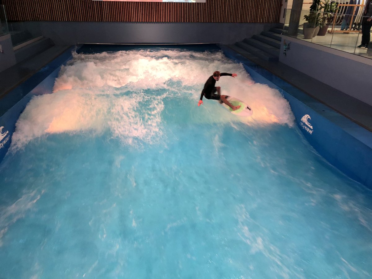 Fabienne Meyerhans (@curlyfabi) on Twitter photo Sommer feeling im Winter dank <a href="/expoeventCH/">Swiss LiveCom Association EXPO EVENT</a> Breakfast Club. <a href="/mallofswitz/">Mall of Switzerland</a> #citywave Sommer feeling im Winter dank <a href="/expoeventCH/">Swiss LiveCom Association EXPO EVENT</a> Breakfast Club. <a href="/mallofswitz/">Mall of Switzerland</a> #citywave