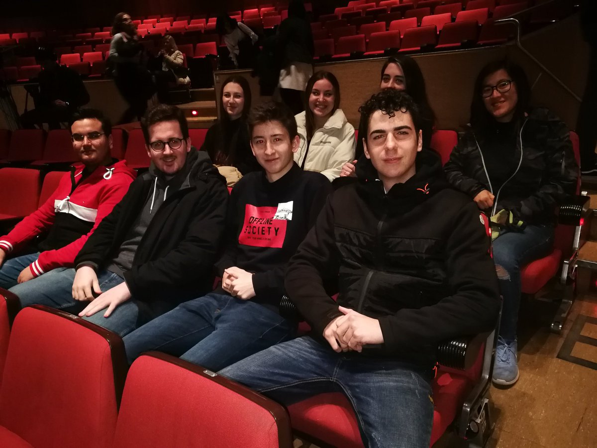 Avui tenim l'esperada Trobada d'empreses simulades a Terrassa <a href="/empresaula/">Empresaula</a> <a href="/codegram/">codegram</a> la @joviatfpintegrada hi participem amb alumnes de SAFI i MSER-B