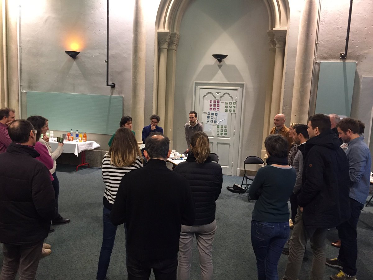 NFr21's tweet image. EduLab Pasteur : séance de créativité collective sur les pratiques éducatives avant l’ouverture du lieu (ex Fac Dentaire) au printemps 
💡🤔🛠👌✨
#Numérique #pedagogie #inclusion #fablab