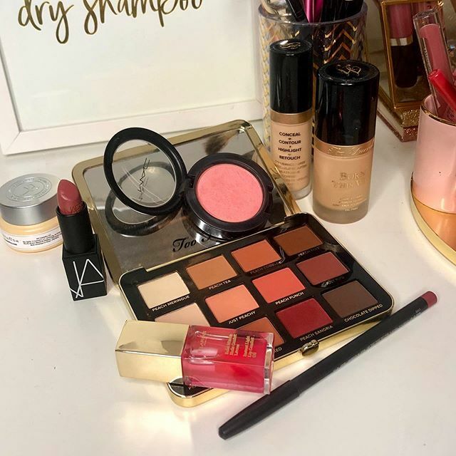 HonestlyRosa's tweet photo. What’s the last makeup item you actually finished? I’m attempting to finish 20 products in 2020 including these. There is a link in my bio with a full list! #panthatpalette #projectpancommunity #projectpan #projectpan2020 #teamprojectpan #teamprojectpan2… https://t.co/uCn48HUb8t https://t.co/Wj1O3ynPPd