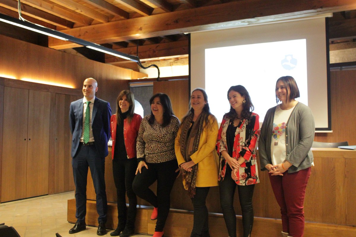 innovactoras's tweet photo. 🆕 Gracias a @DiariodeNavarra por el reportaje sobre la presentación de los Premios Innovactoras:
#INNOVACTORAJUNIOR2020
#INNOVACTORAWINN2020 
y la #REDWINN 
#Innovactoras #ReferentesFemeninos #STEM #STEAM #mujeryniñayciencia 
#11F2020 https://t.co/UPWUDQJFaM