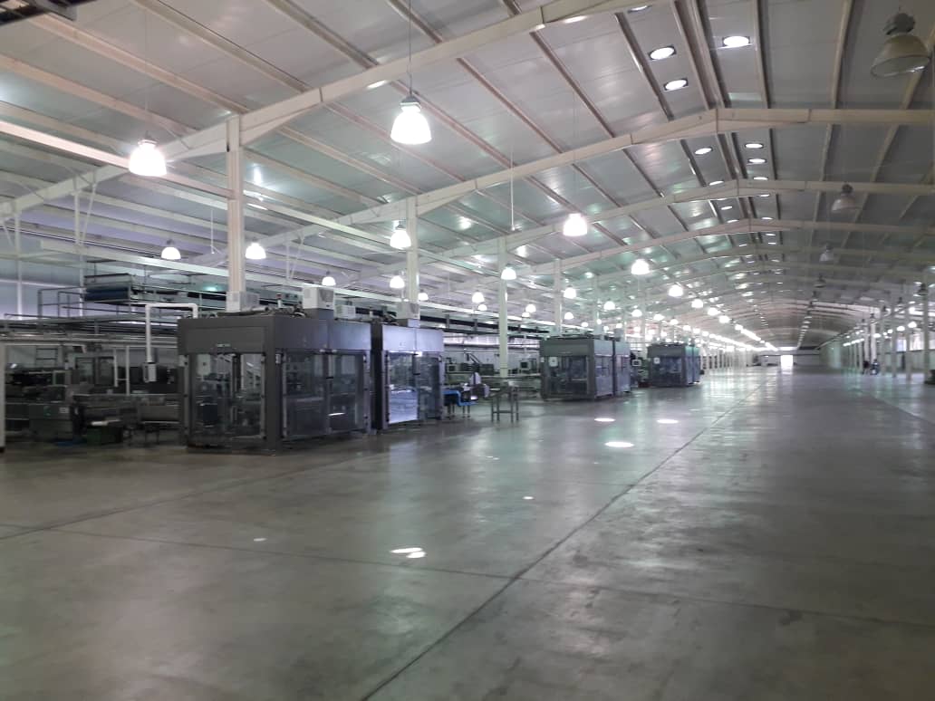 gherardip's tweet photo. En Gira por #Barinas S.E. Embajador🇮🇹 @ItalyinVEN #PlacidoVigo visitó la "Galletera Italia C.A.", la #Fábrica más moderna de Sur América en producción de Galletas "Maria"
#VivereALLAITALIANA #ItalianiallEstero #witalia #MadeInItaly https://t.co/NPJnNBfRfs