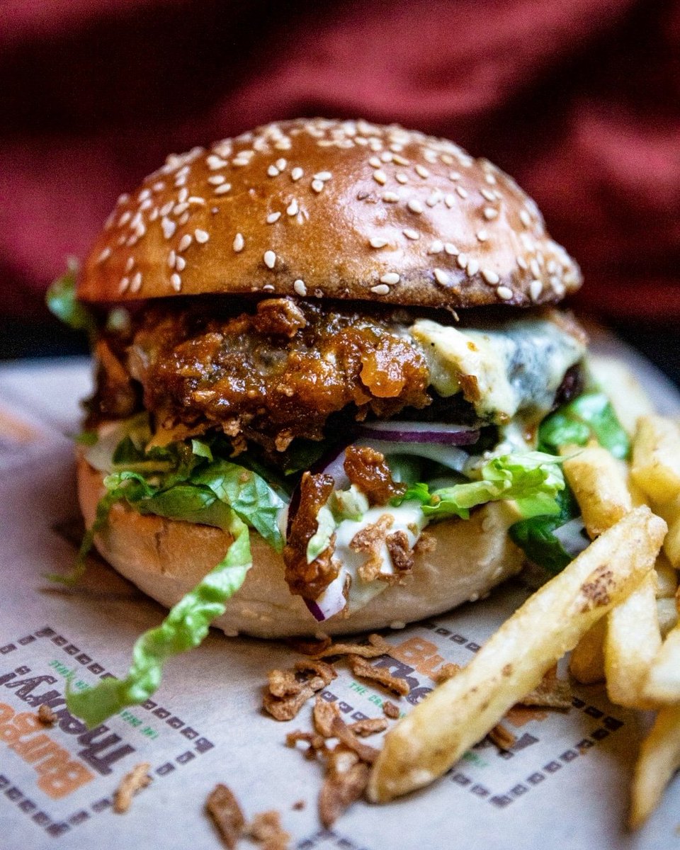 Another day, another burger ❤️ this ones for the veggies! Say hello to the Hot Beets ♨️ beetroot, walnut and quinoa patty, blue cheese, jalepeno and tomato ketchup, crispy onions 🤤 Available in Bristol now! Birmingham coming soon... #burgertheoryuk