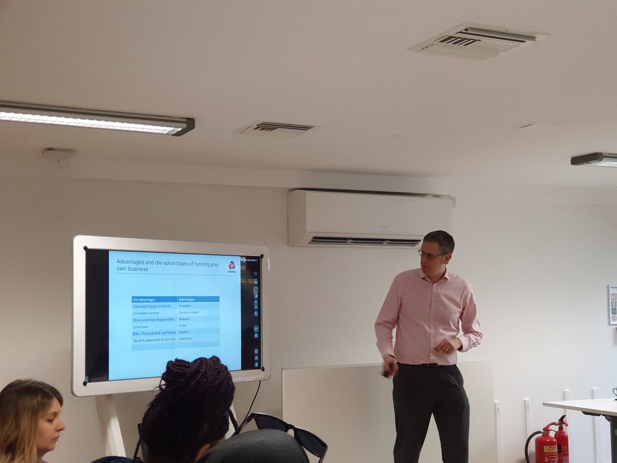 Excellent session with @Nick__Howe taking your business from idea to launch <a href="/StLukesTrust/">St Luke's Community Centre</a> and the #FirmFutures project.  Lovely new suite. Supporting local Islington businesses. #startups #Enterprise #learnhelpgrow