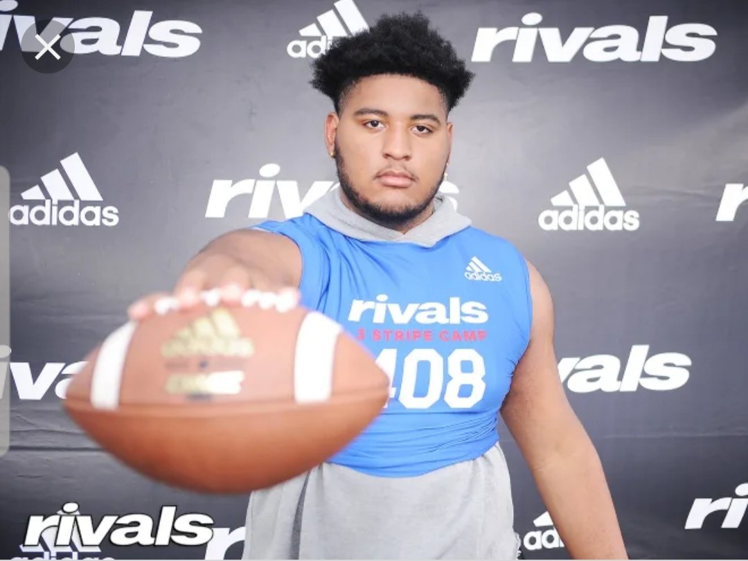superreub's tweet photo. Happy Birthday  @exclusivejaayy. You are truly blessed and highly Favored. Keep grindin' young fella!
@UKFootball 
#WSHSThisIsUs
#BBN 
#UAALLAMERICA 
@libbby43 https://t.co/SGklY7wtHH