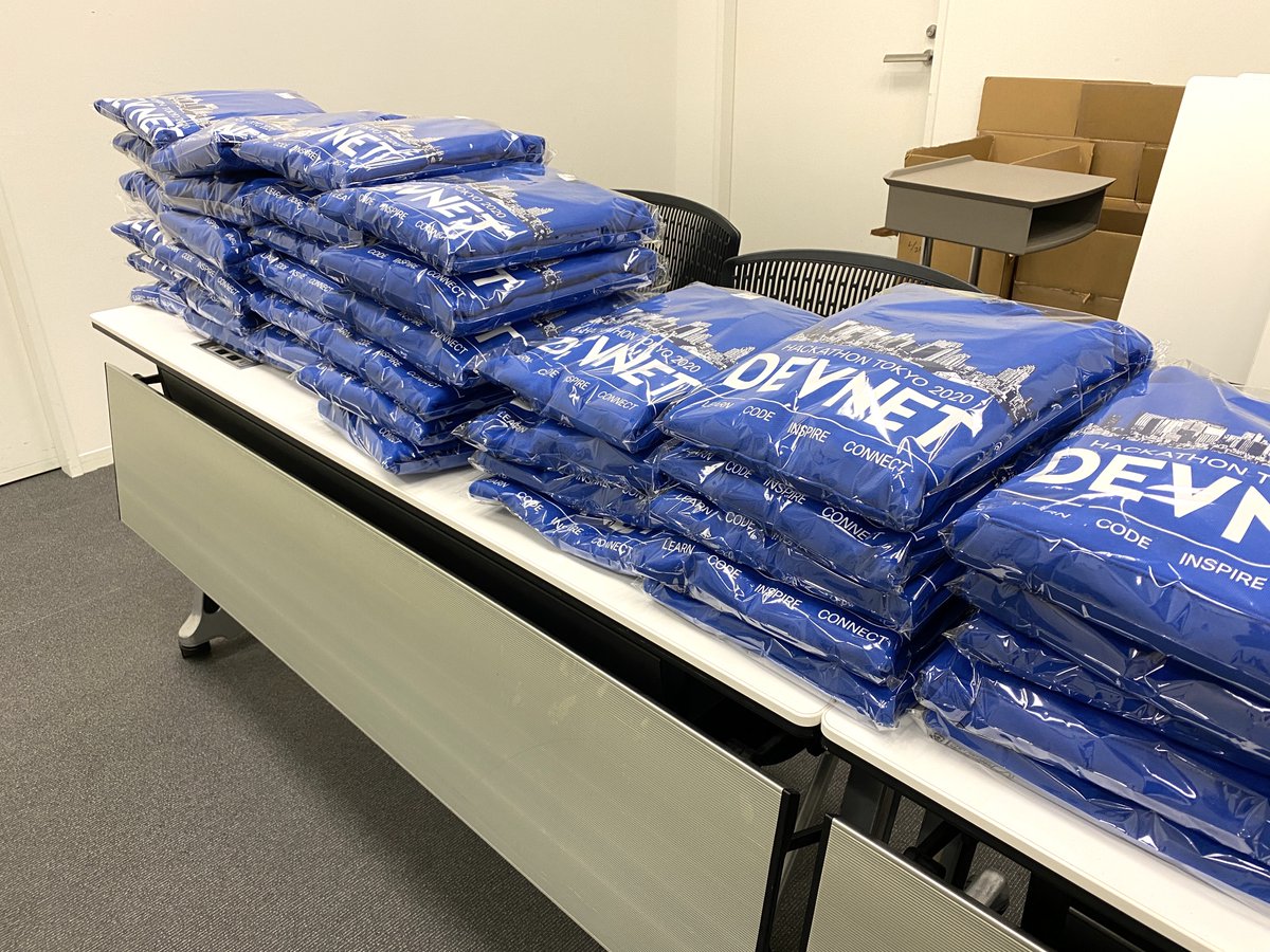 kazumasaikuta's tweet image. Count down... #DevNetHackathon