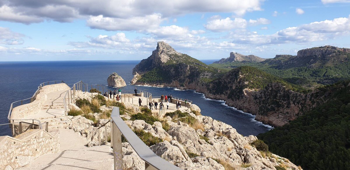 FuturtransSL's tweet photo. If you fancy an excursion over the weekend, we share this post about some of the most spectacular viewpoints in Malllorca.

In 𝗙𝘂𝘁𝘂𝗿𝘁𝗿𝗮𝗻𝘀 we put our buses at your disposal for a comfortable, efficient and economical trip.

Shall you come? 🧡🚍

https://t.co/WfvYKmlTV8 https://t.co/9CFIXelYFM