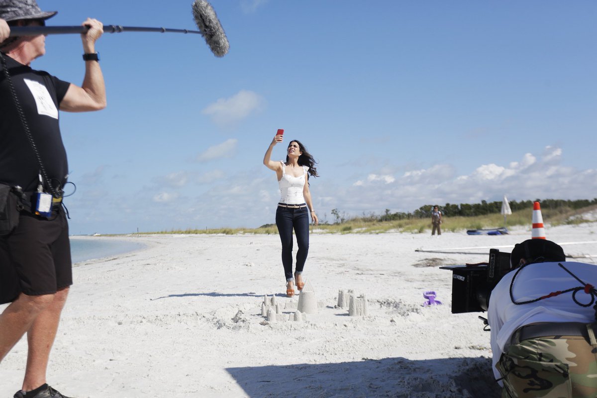 Location shooting. съемочный процесс. блоггер бэкстейдж. Location shooting. фильм про шутинг.