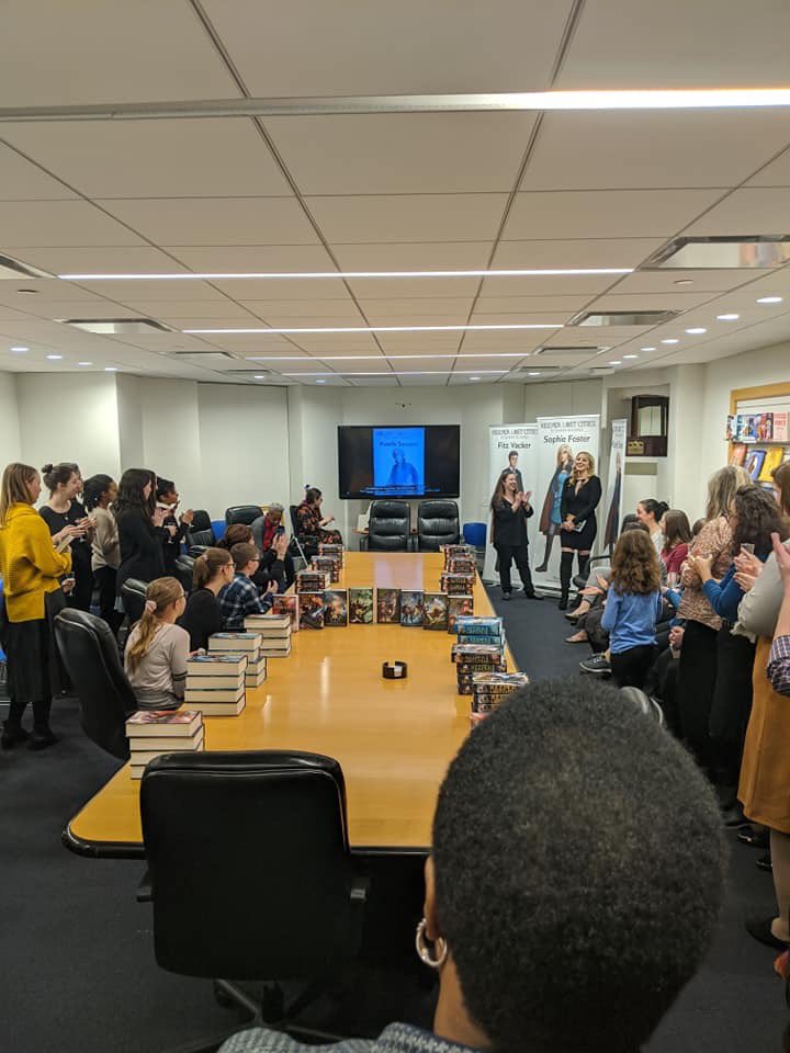 BatgirlEditor's tweet photo. Best #Keeperweek EVER celebrating with @SW_Messenger in person!! https://t.co/inG8cYhNHE