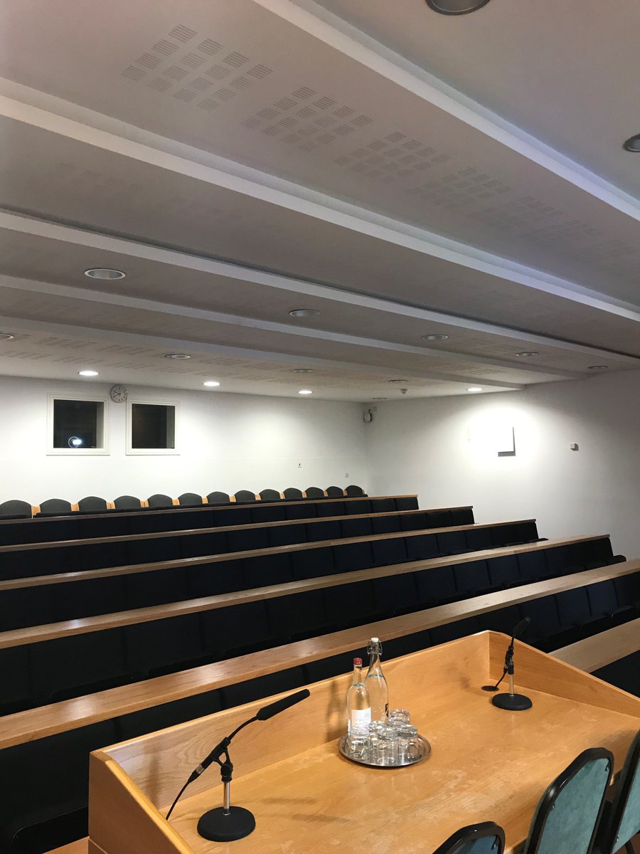 ConfOxford's tweet photo. Big thank you to @StAnnesCollege for hosting our Hilary Term Manager's Meeting yesterday! It's always great to get together with our lovely events teams &amp; give them the chance to chat with other venues! If you'd like to view more of St Anne's spaces, see https://t.co/iAveObL5DY🤩 https://t.co/MtLghwuoqD