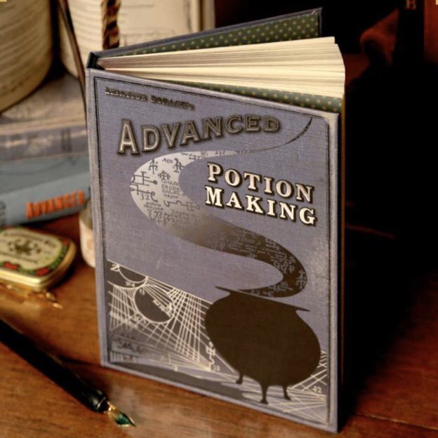Minalima Japan 長い間完売してました 魔法薬学 の教科書デザインのノート 明日 2 13 入荷します Minalima大阪店 の店頭 オンラインでお買い求めいただけます こちらの教科書ノートシリーズはおまとめ買いがお得でオススメですよ Minalima Japan 長い間完売してました 魔法薬学 の教科書デザインのノート 明日 2 13 入荷します Minalima大阪店 の店頭 オンラインでお買い求めいただけます こちらの教科書ノートシリーズはおまとめ買いがお得でオススメですよ