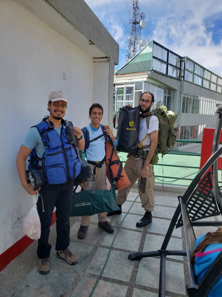 rescatehumboldt's tweet photo. #Miercoles: La Organización .@rescatehumboldt te brindará ¡PRÓXIMAMENTE! 👉 "Ávila Trail Alert" #ATA, Alerta y Asistencia en Tiempo Real.
#Senderismo #Trekking #Montañismo #AlertaAvila #Asistencia #RutasAvila #Avila #PNEA #WarairaRepano #PNWR #Seguridad #Prevencion #ORH #CCS https://t.co/8guqi97zRH