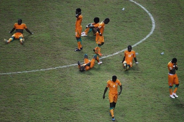 CotedIvoire_off's tweet photo. 12 février 2012 au stade d’Angondjé 🇬🇦
Les éléphants 🇨🇮perdaient la finale de la #CAN2012 face à la Zambie 🇿🇲 après un parcours mémorable
6 Matchs
0 but encaissé.
9 buts marqués.
5 victoires sur 5 avant la finale.
L’un des plus gros goumin😪 après celui de là #CAN2006 https://t.co/OMHxANMmwK