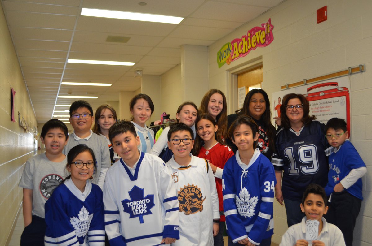 Sporting the colours! It's jersey day and our students are showing support for their team. What a great array of choices. Great participation. Great spirit. The students are having a wonderful time. Our Toronto based teams are very well represented. Go T.O.