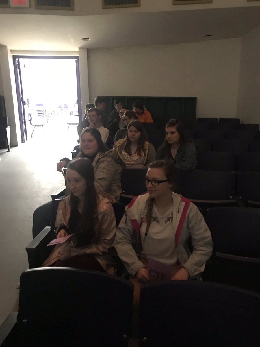 EngineerTchr's tweet photo. EOC 8th graders came to visit us today for another round of CTE tours. One more round to go. Enjoyed getting to talk to these young ladies and gents. @LCHSone @EOCoffman @ShannwatWatson @HMcDow @EngineerTchr #CTERocks https://t.co/FstxlfhgMc
