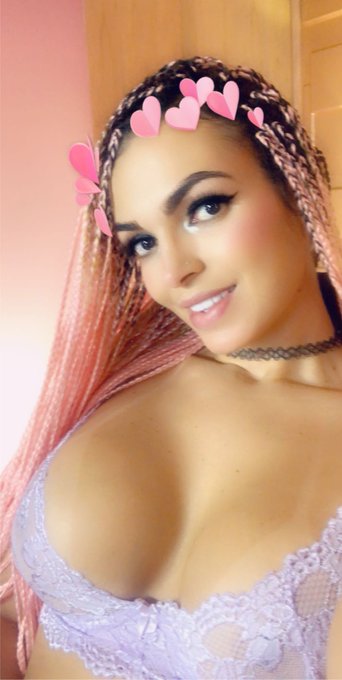 Feliz mi&eacute;rcoles https://t.co/33EbwWiTbD.  @ImLiveCom  @bigsctchguy262   @DamasHermosas  @MmamaceandoO<a class="tags" href="/tag/imlivecom">@imlivecom</a><a href="/tag/stayhomedontdate"class="tags"><span>#stayhomedontdate</span></a><a href="/tag/imlivewithfriends"class="tags"><span>#imlivewithfriends</span></a>