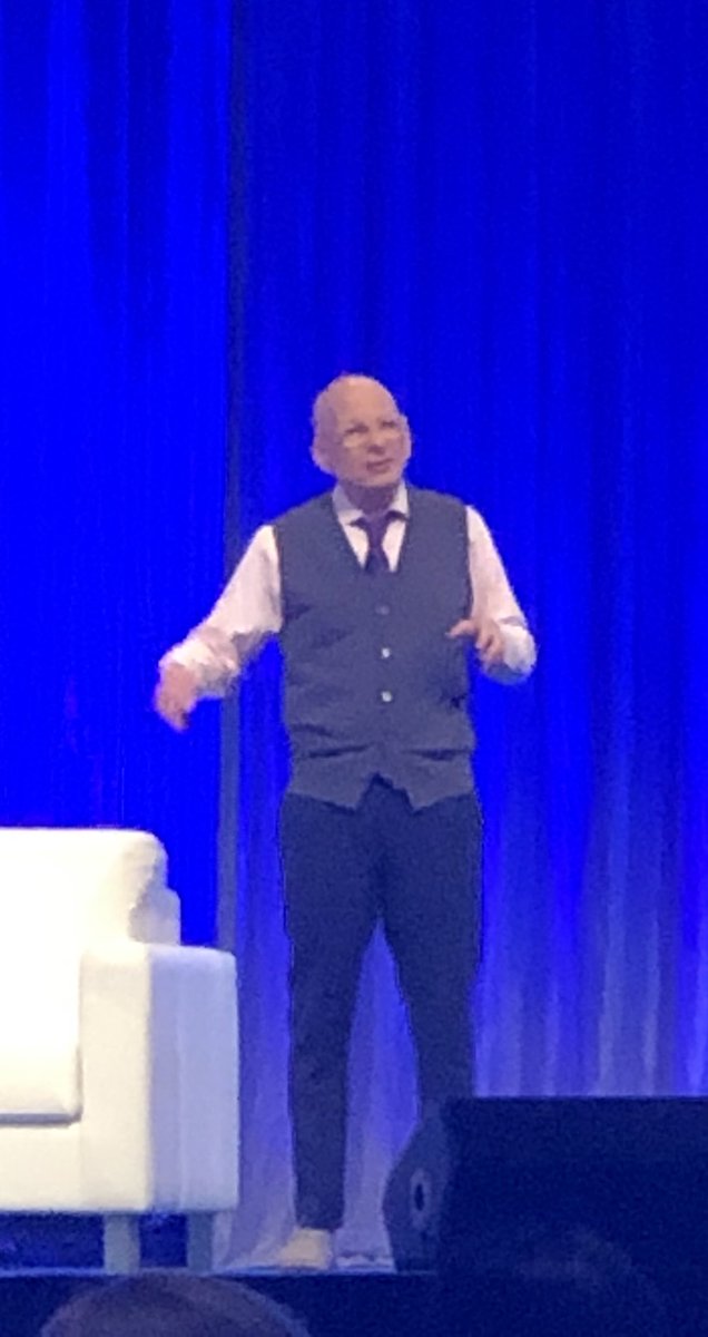 ebcharles1's tweet photo. ⁦@WtrmrkConf⁩ Brilliant ⁦@Godin_Quotes⁩ on leadership. “Give people something to believe in and be seen.” https://t.co/8rtaTQPR45