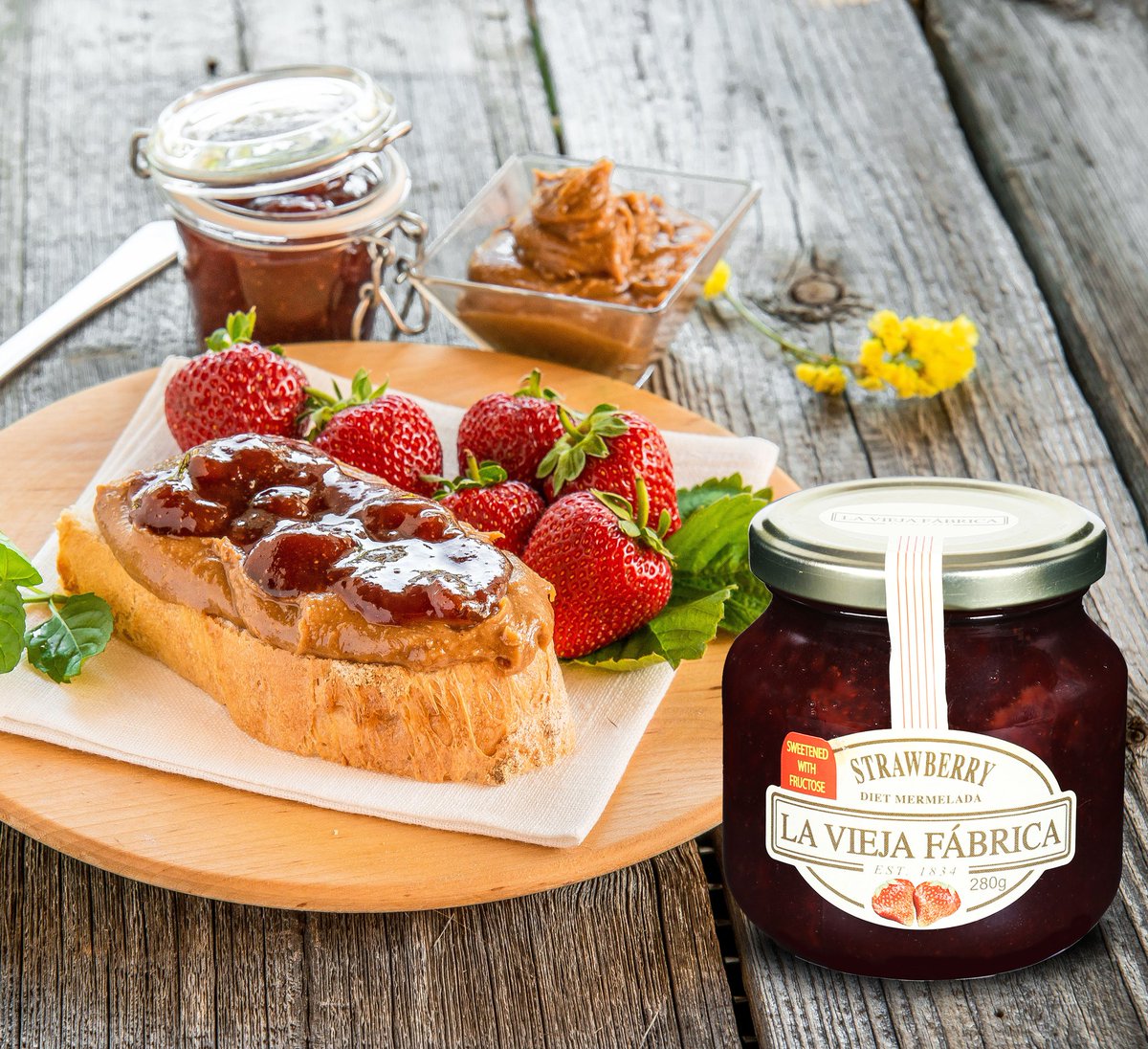 Give your day a perfect start with a Warm slice of toast with lvf strawberry jam  .
#lvfindia #laviejafabrica #gourmetbreakfast #vegan #fruitjams #yum #foodporn
