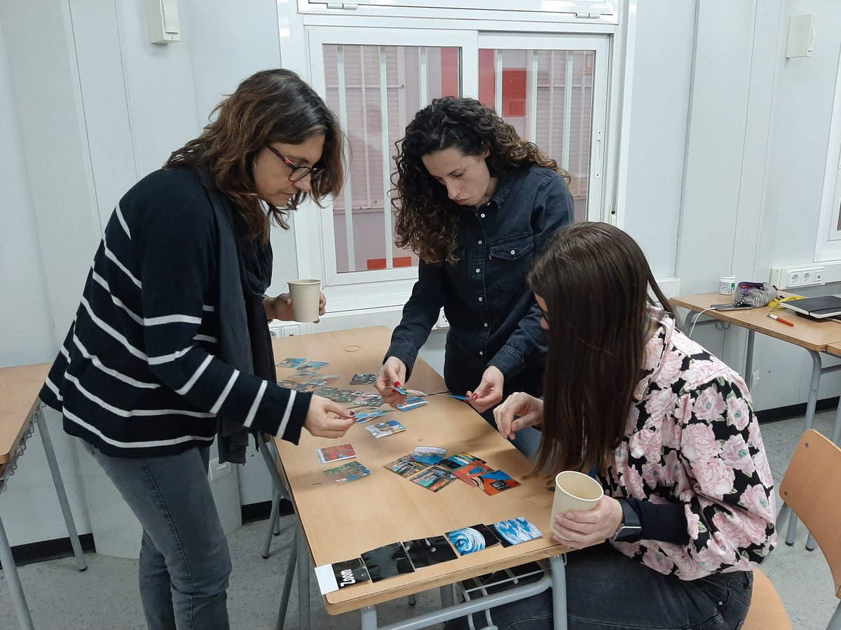insvallbona's tweet photo. 3a sessió Formació en centre Orientació educativa. #PIOEmnr1920 #insvallbona #modelSCAP https://t.co/PzN2oQzE4x