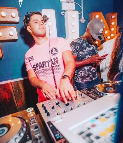 We are excited to announce @ShivVarmz as our DJ at Brighton Run2Music this year! Have you signed up to run the 5k, 10k or half marathon yet? 🏃🎵🎚️🔊🎶