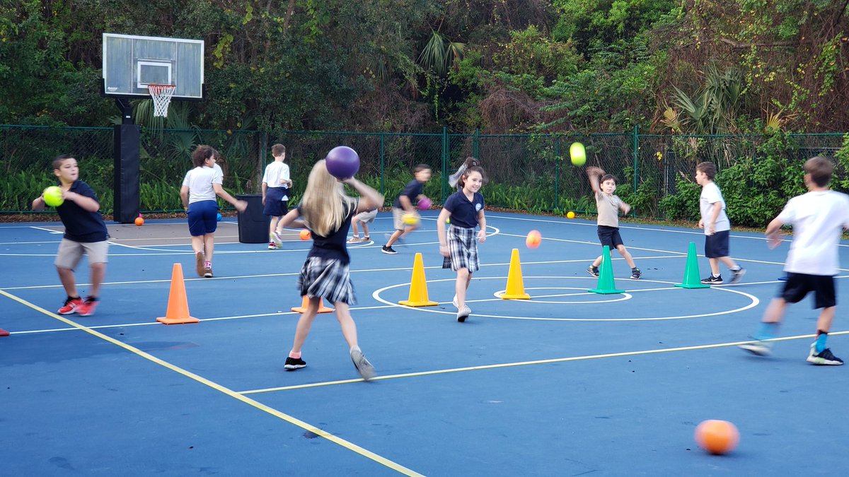 NBPSLower's tweet image. 2nd - 5th graders - Join ACTIVE EAGLES Morning Warm Up! Arrive by 7:35 a.m.
Grades 2&3 odd days Grades 4&5 even days
@NBPSAthletics @NBPSEagles