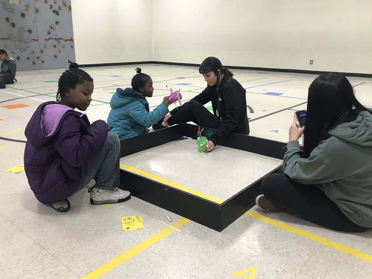 gallowaylib's tweet photo. Coding night was a success!! #rugelallin #misdlibraries #codeplaytalk https://t.co/Uv7vcXVPES