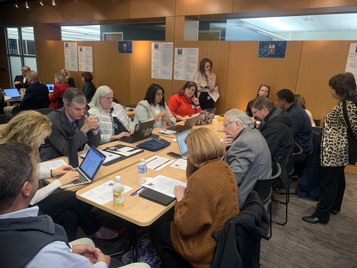 AR_STEM's tweet image. AR STEM Model Program stakeholder working groups one action! First step- define STEM to guide our work. @ArkansasEd @EdDcte @ArkansasEd