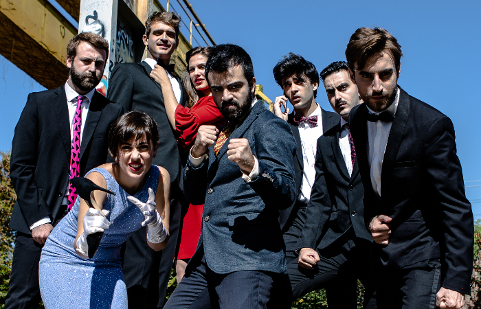 Domani al Teatro Signorelli di Cortona "Contenuti Zero-Varietà" libera la comicità da ogni confine e tecnica classica, facendola esplodere in ogni direzione possibile, accompagnando intelligentemente il pubblico nel magico mondo del ridicolo e dell'assurdo!
. .#hotelitaliacortona