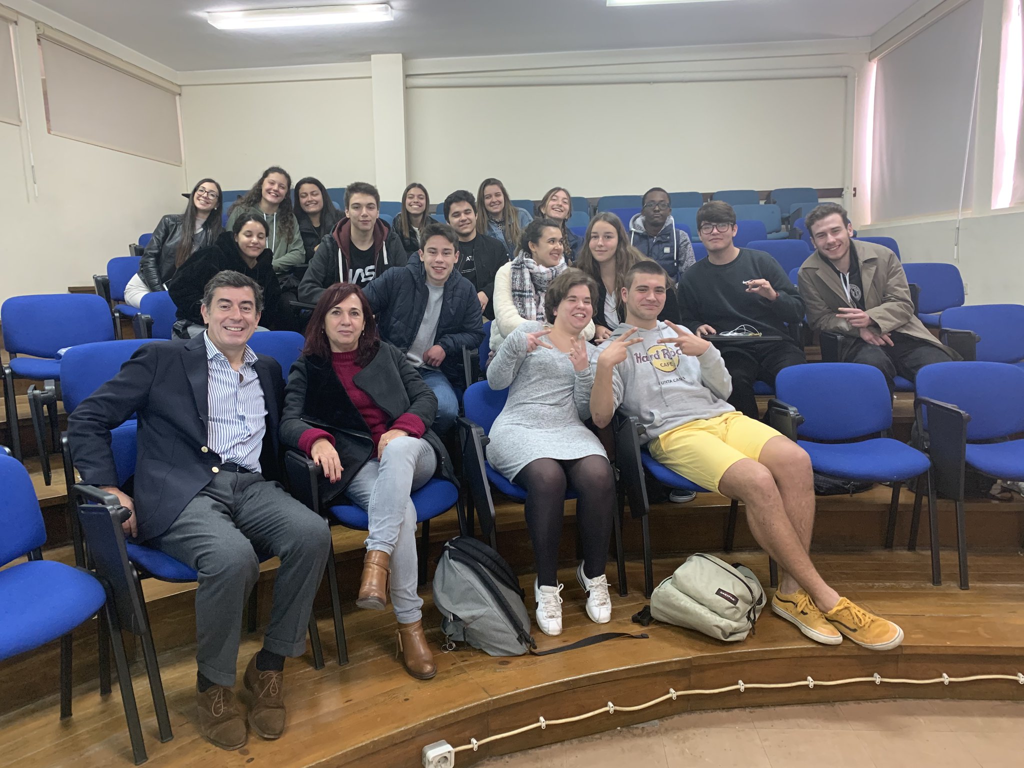 Gonçalo Lobo Xavier on Twitter