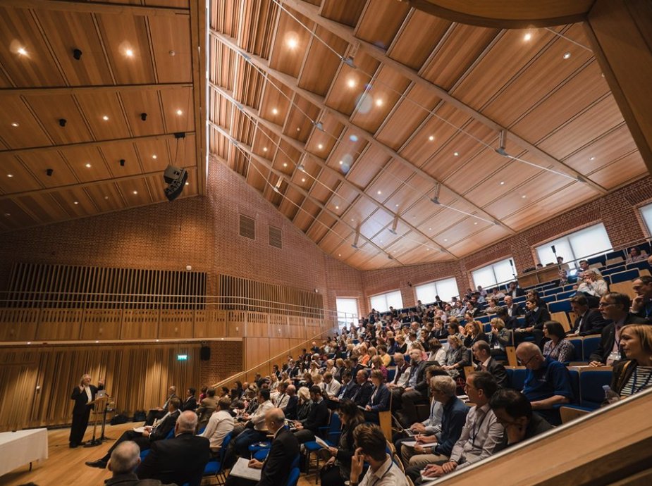 The line-up of speakers for this year’s summit has gone live! Many more will be confirmed – come with an open mind and take part in a stimulating day of professional development. 

Book your tickets now: bryanston.co.uk/educationsummit