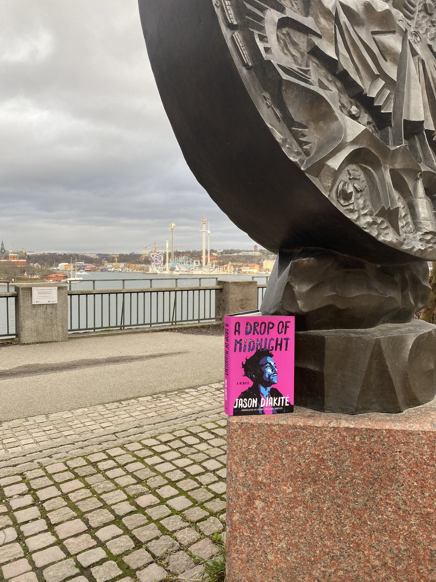 Stockholm! Let's go on a scavenger hunt. If you can find the book - it's YOURS! #adropofmidnight 