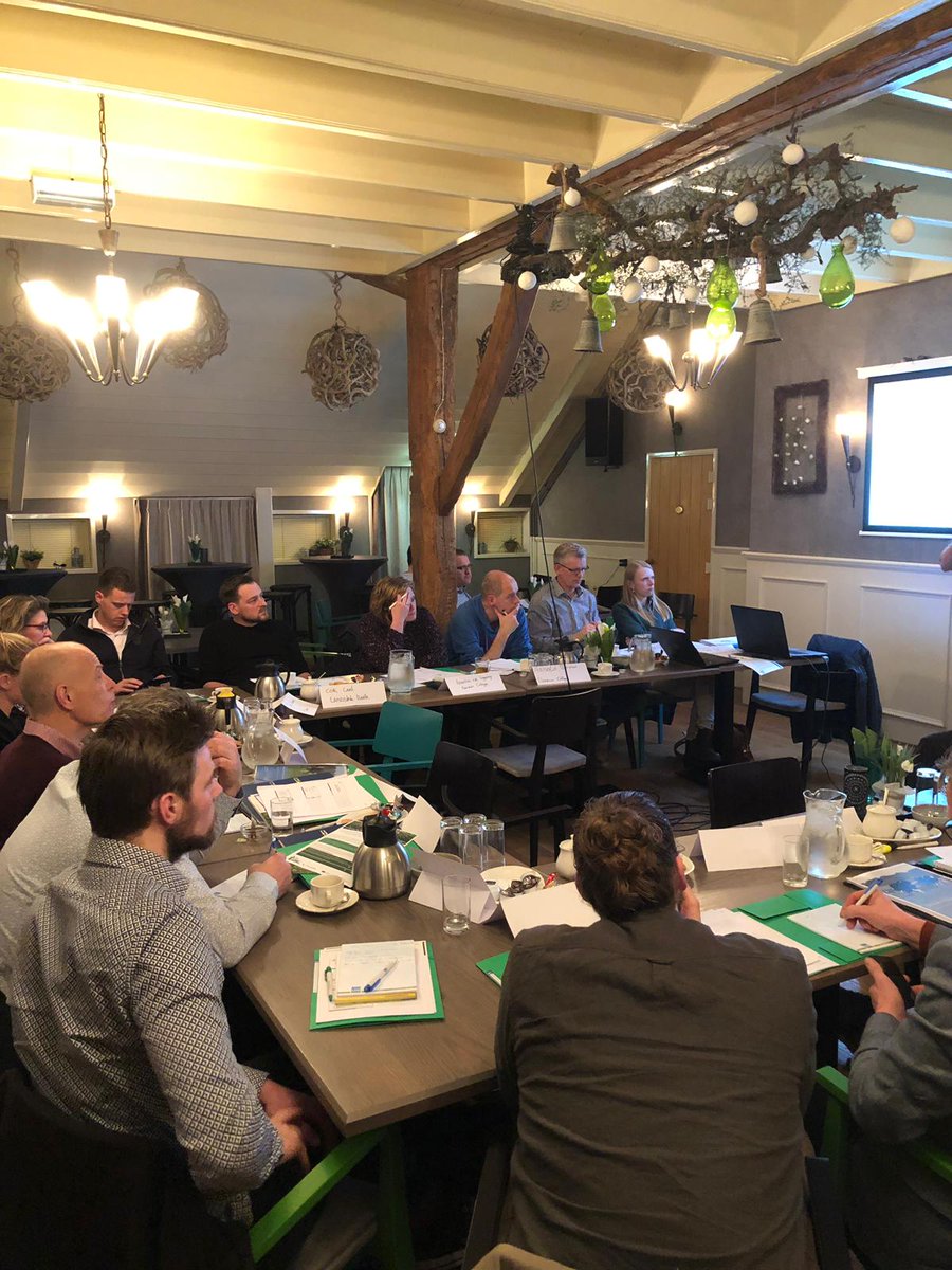 KringloopWijzer's tweet photo. Dinsdag 4 februari vond de eerste cursusdag van de #KringloopWijzer plaats in regio noord. Een succesvolle start onder leiding van trainers Bas Bassa en Jelmer Sietzema. Lees de terugblik en schrijf u ook in voor de cursus! https://t.co/WhZ5XP5Agq https://t.co/yzL7OPdbOK