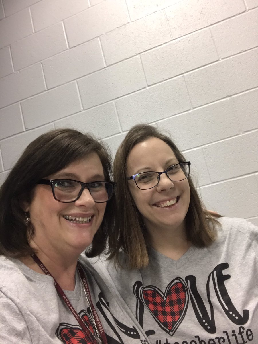 DebbieBen22's tweet photo. @LorenaPrimary Glad to be back with our kiddos! Great conference with our PreK team! Thank you LISD for sending us! #LISDFuturefocus https://t.co/dra3633Yet