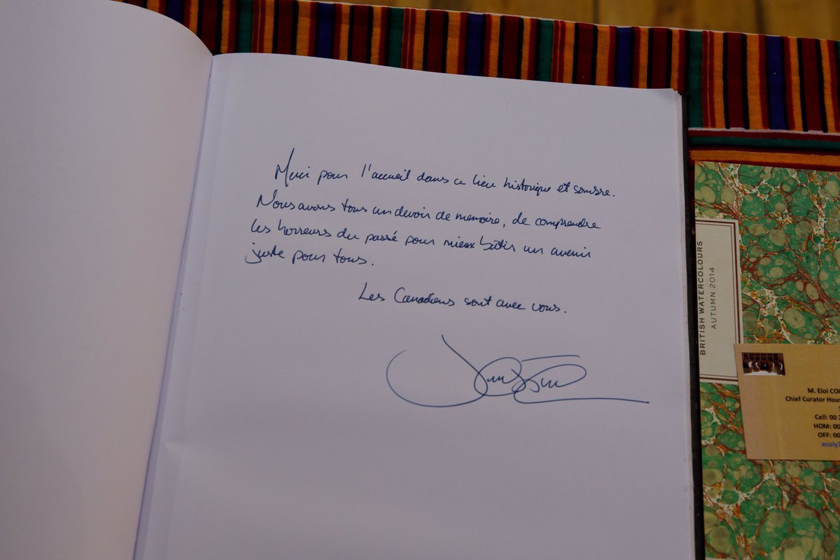 This morning, the <a href="/CanadianPM/">Prime Minister of Canada</a> visited #Gorée Island and the House of Slaves. As Canada celebrates #BlackHistoryMonth, this visit symbolized an important duty to remember. 📸<a href="/AdamScotti/">Adam Scotti 🇨🇦📷</a>