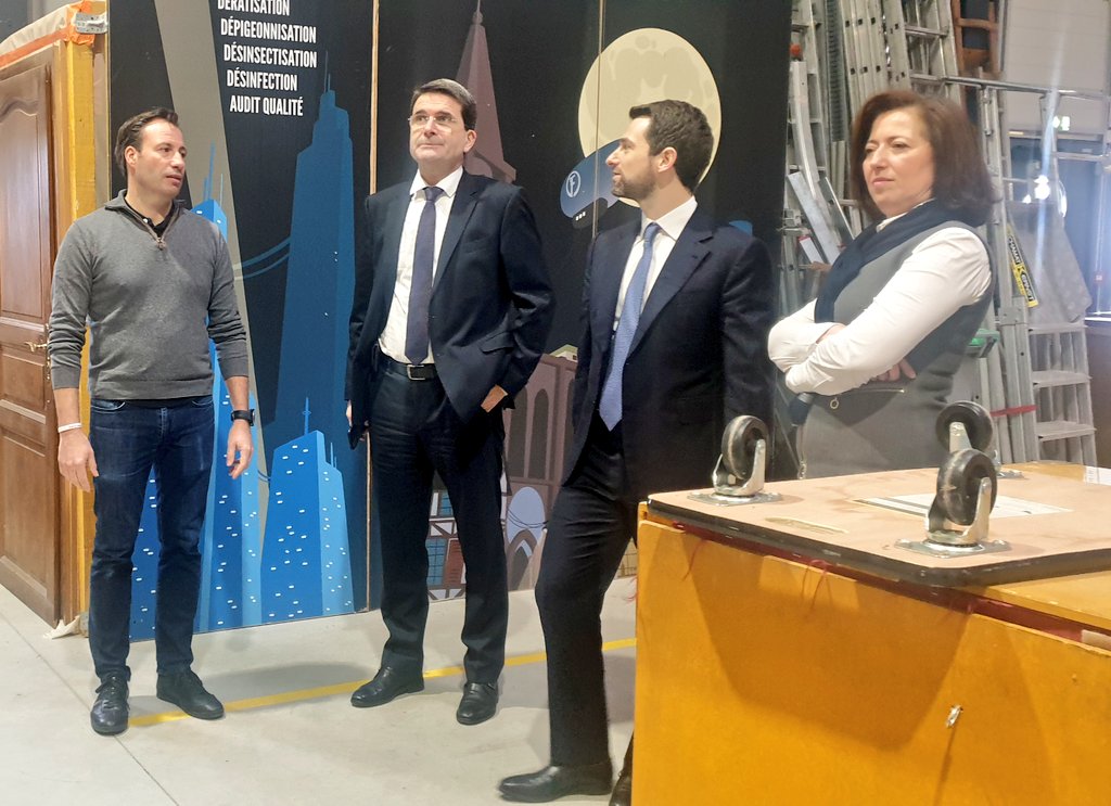 f_lesache's tweet photo. STRASBOURG I 🎢👷🏻‍♀️Visite d'une pépite alsacienne @NetConcept (3 M€/30 salariés) spécialisée dans le nettoyage &amp; travaux en hauteur, un marché de niche en croissance 📈. Depuis 1 an l'entreprise participe au club @stratexio_fr #Alsace pour accélérer à l'international 🌎.@dnatweets https://t.co/L2bmtm7uI1