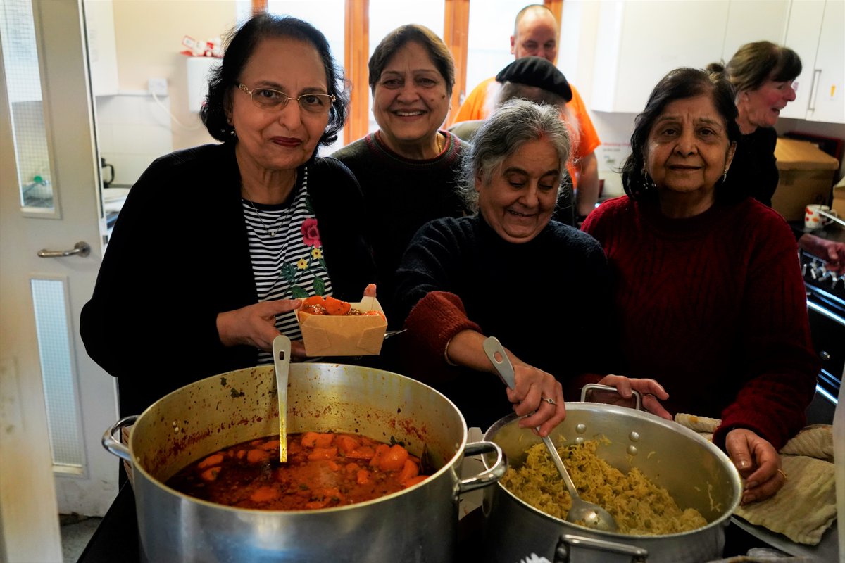 TrustLinksLtd's tweet photo. Did you try the Essex Asian Women's Association vegetable curry at our Seed Potato Day? 😋 We were inundated with comments on how incredible it was! From everyone that attended - thank you ladies!
#EAWA #EssexAsianWomensAssociation #TrustLinks #Southend https://t.co/TSvz9Be86i