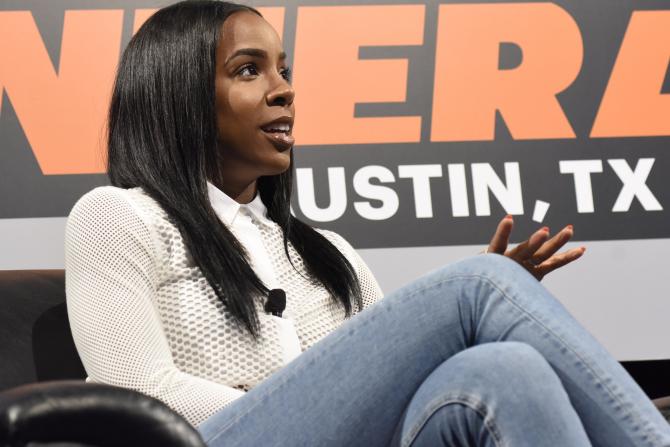 Happy birthday to Houston singer, songwriter and actress Kelly Rowland 